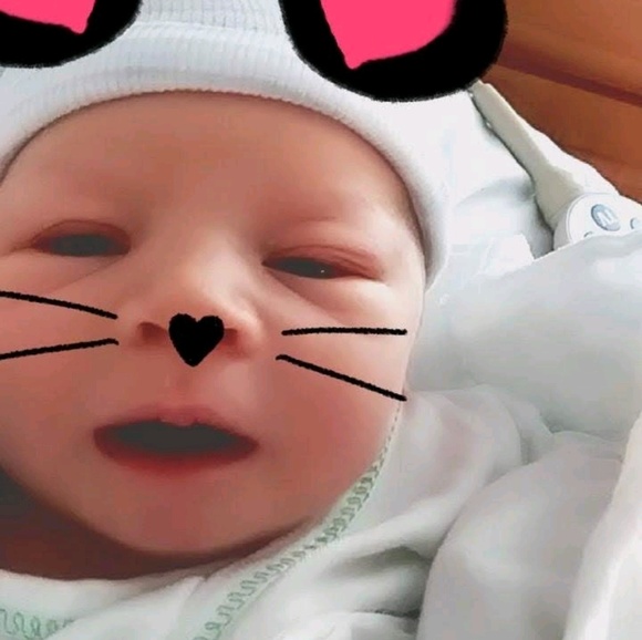 Meet your Posher, Rochelle - Picture 1 of 1